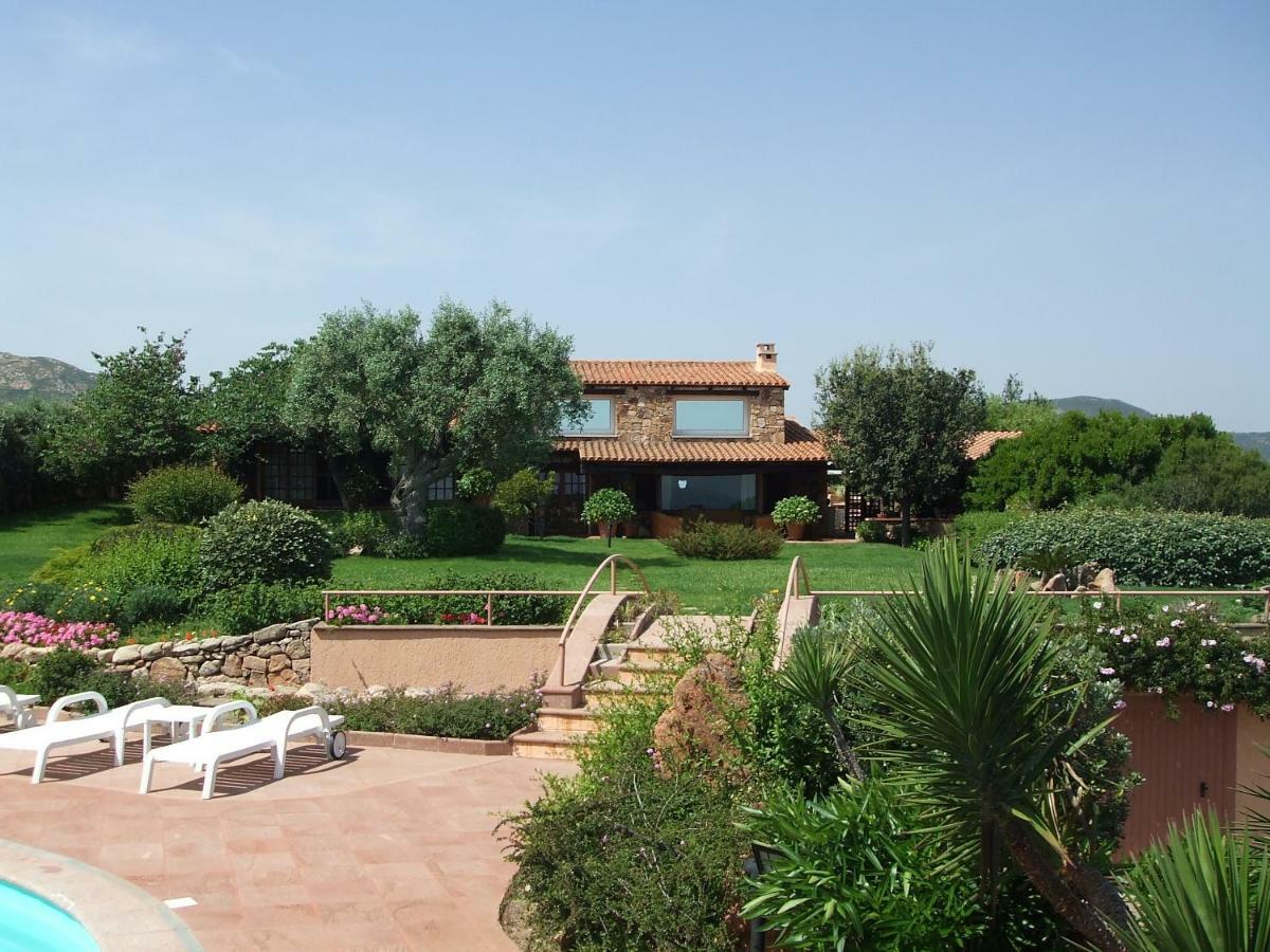 Villa Kate B&B Porto San Paolo  Eksteriør billede