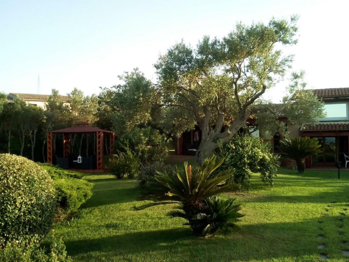 Villa Kate B&B Porto San Paolo  Eksteriør billede
