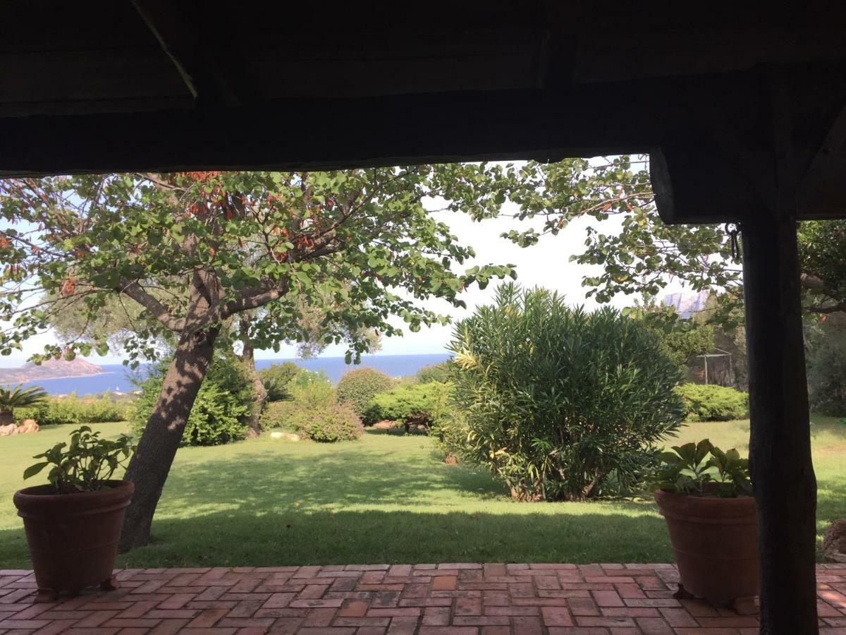 Villa Kate B&B Porto San Paolo  Eksteriør billede