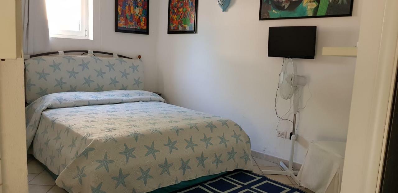 Villa Kate B&B Porto San Paolo  Eksteriør billede