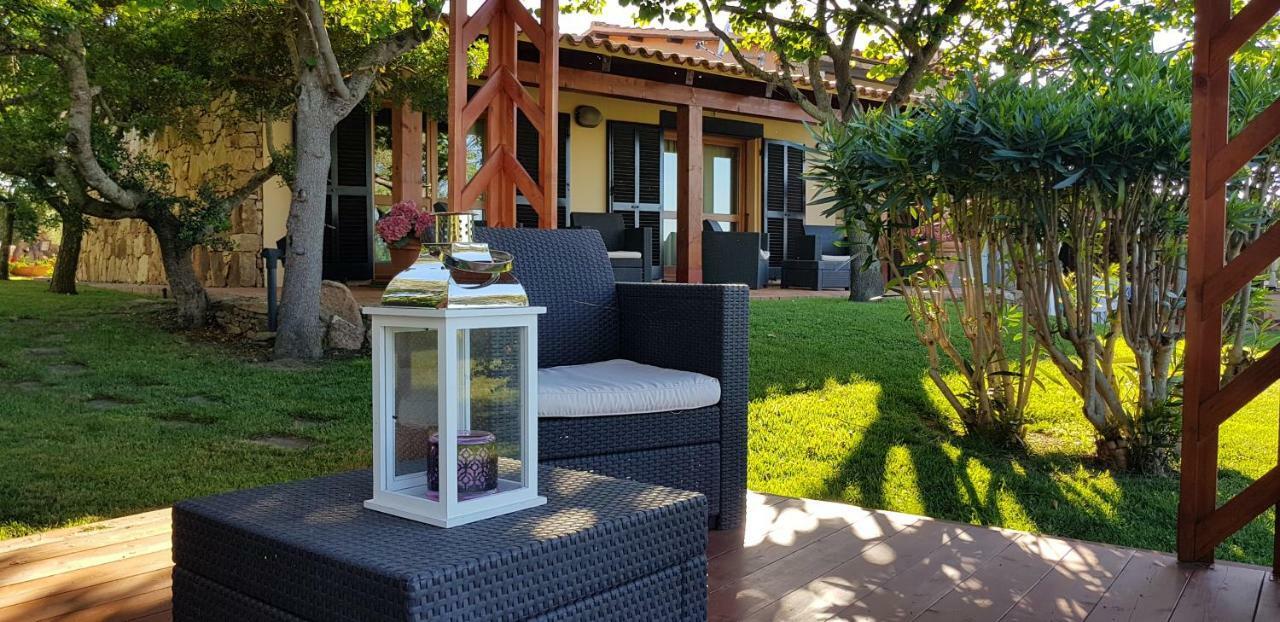 Villa Kate B&B Porto San Paolo  Eksteriør billede